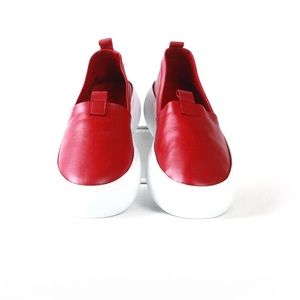 Women’s double decker shoes